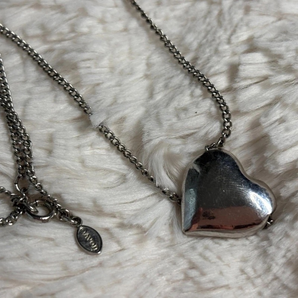 Silver Heart Pendant Necklace - Womens Jewelry - Picture 4 of 4